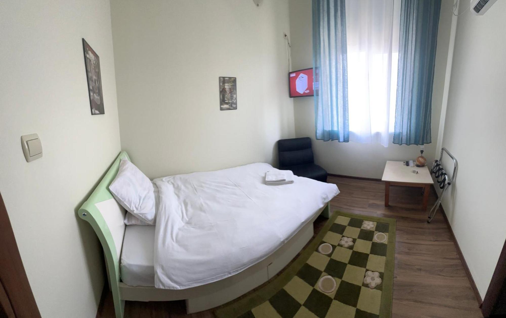 Kremena Guest House Exterior photo