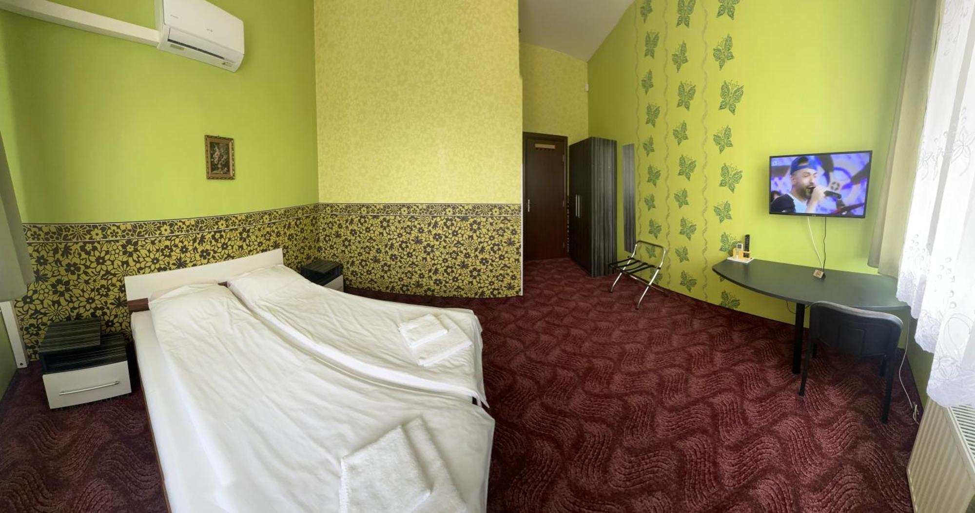 Kremena Guest House Exterior photo