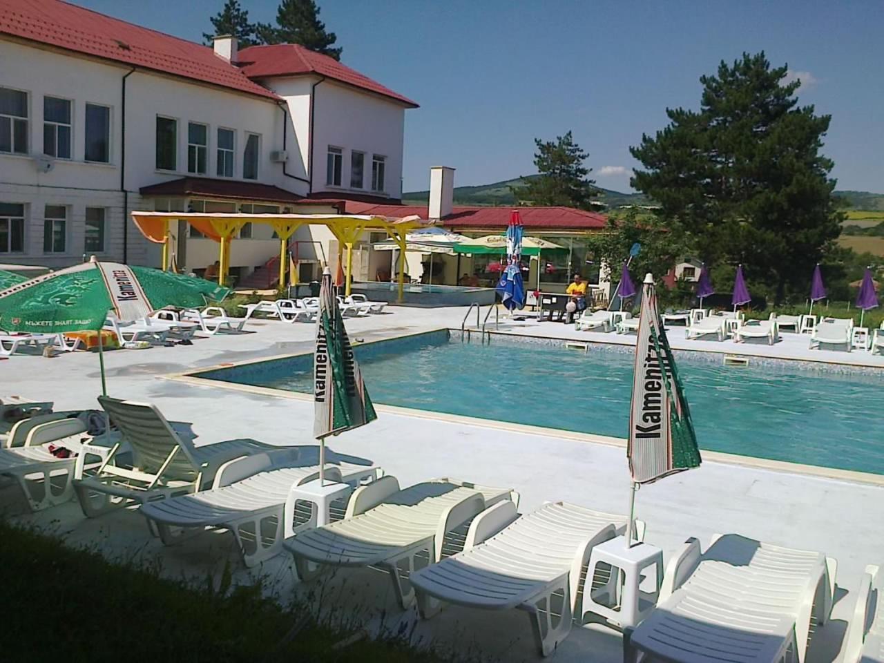 Kremena Guest House Exterior photo